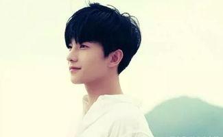 杨洋恋情爆料最新消息,神秘女友身份引热议，细节揭秘！  第3张